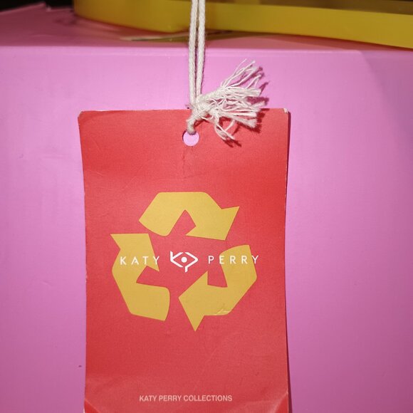 NEW Katy Perry The Peeps Bunny Geli Sandal in Peeps Yellow 7M/37 - Picture 14 of 15